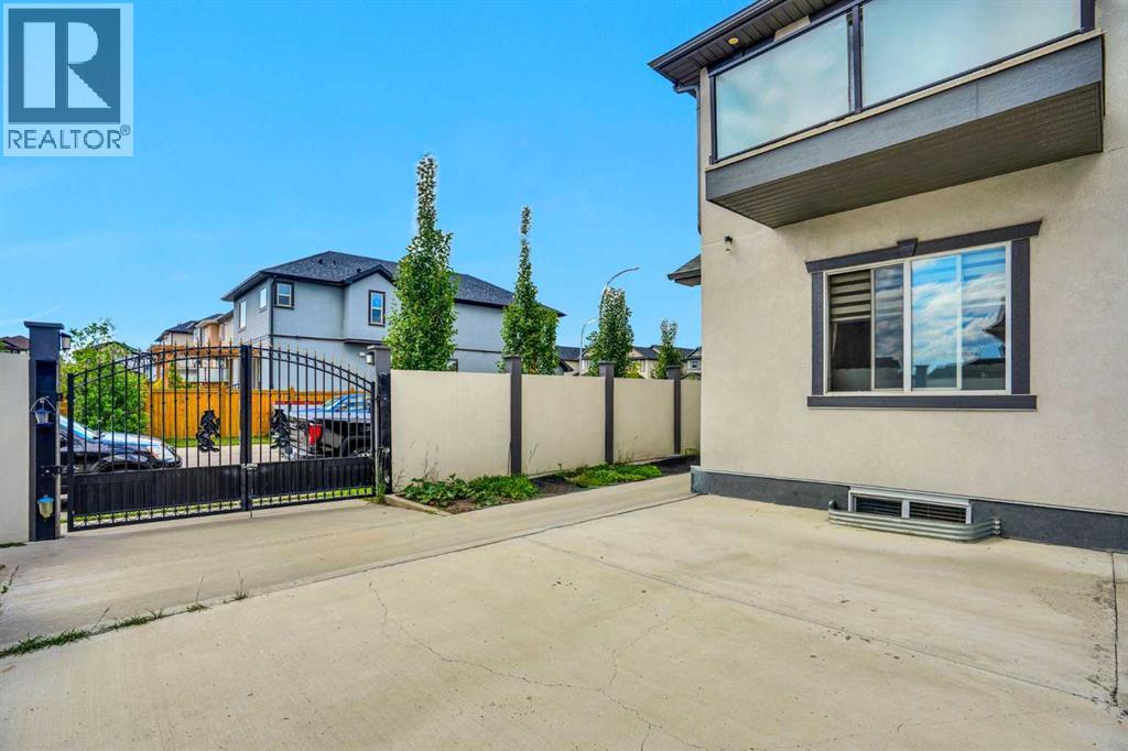 332 Saddlemont Boulevard NE, Calgary, Alberta  T3J 0B4 - Photo 4 - A2327212