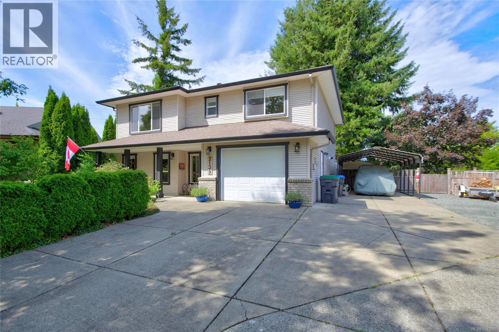 2139 Stirling Pl, Courtenay