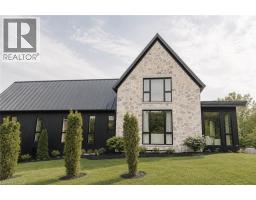 2 BRIDLEWOOD Crescent, Kitchener, Ontario