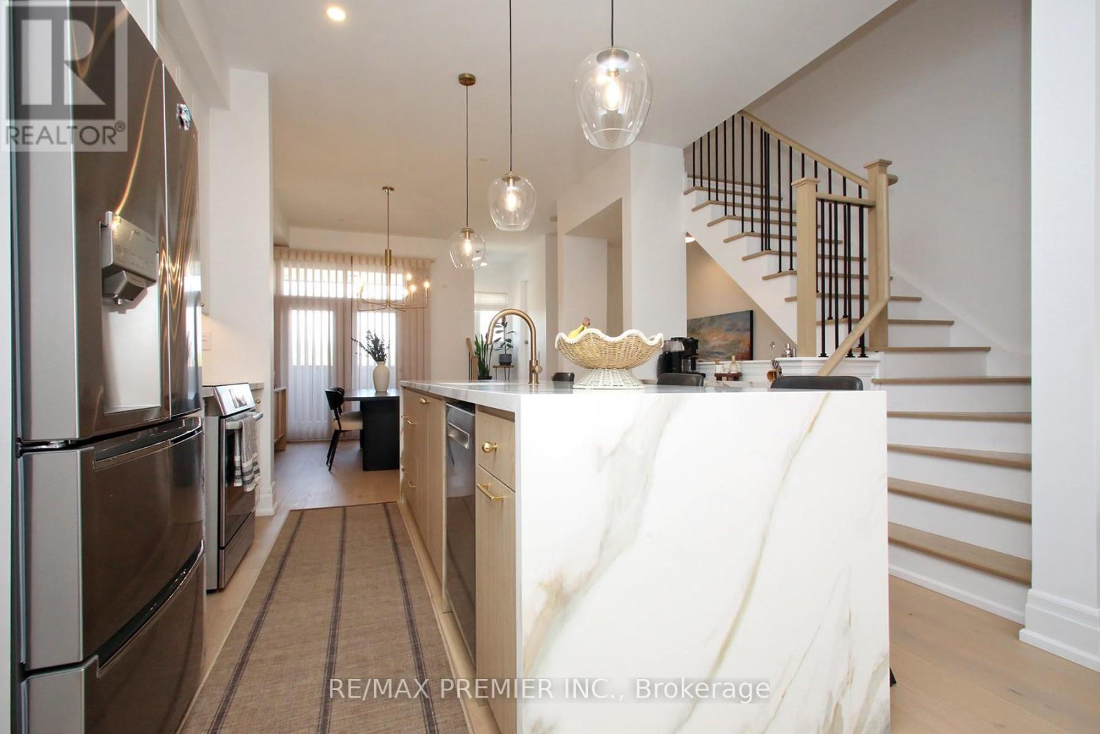 187 Lebovic Campus Drive, Vaughan, Ontario  L6A 5A1 - Photo 9 - N13534594
