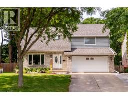 15 MCLEOD Court, Kitchener, Ontario
