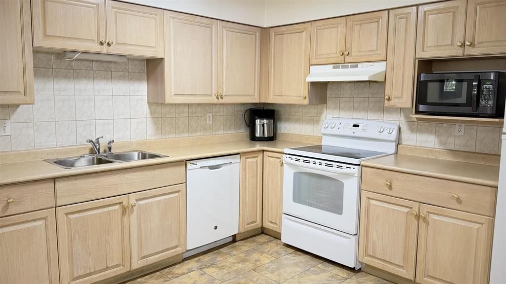 121 12101 80 Avenue, Surrey, British Columbia  V3W 5V6 - Photo 23 - R3143766