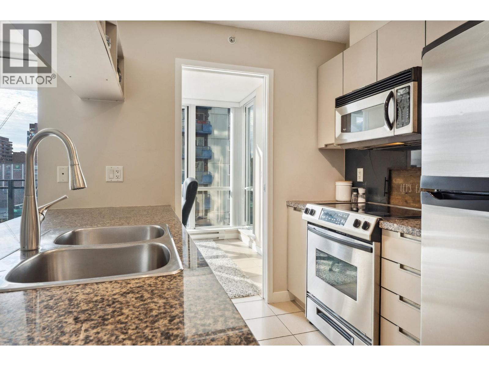 1102 1082 Seymour Street, Vancouver, British Columbia  V6B 1X9 - Photo 13 - R3143864