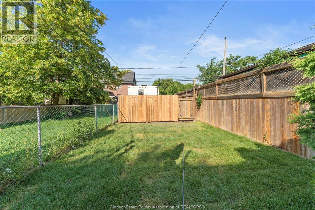 1263 Monmouth, Windsor, Ontario  N8Y 3M2 - Photo 21 - 26016309