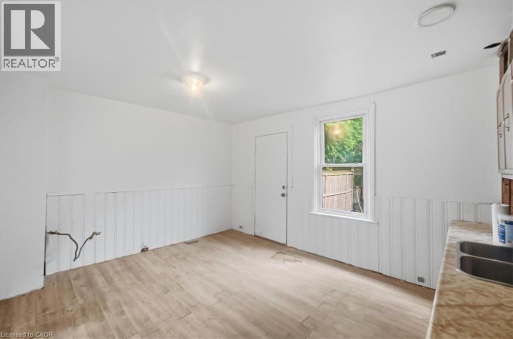 25 Albemarle Street, Hamilton, Ontario  L8L 7G5 - Photo 11 - 40842562