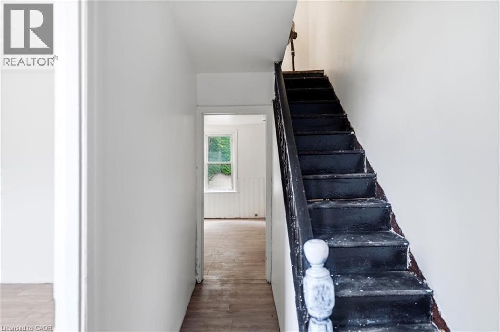 25 Albemarle Street, Hamilton, Ontario  L8L 7G5 - Photo 14 - 40842562