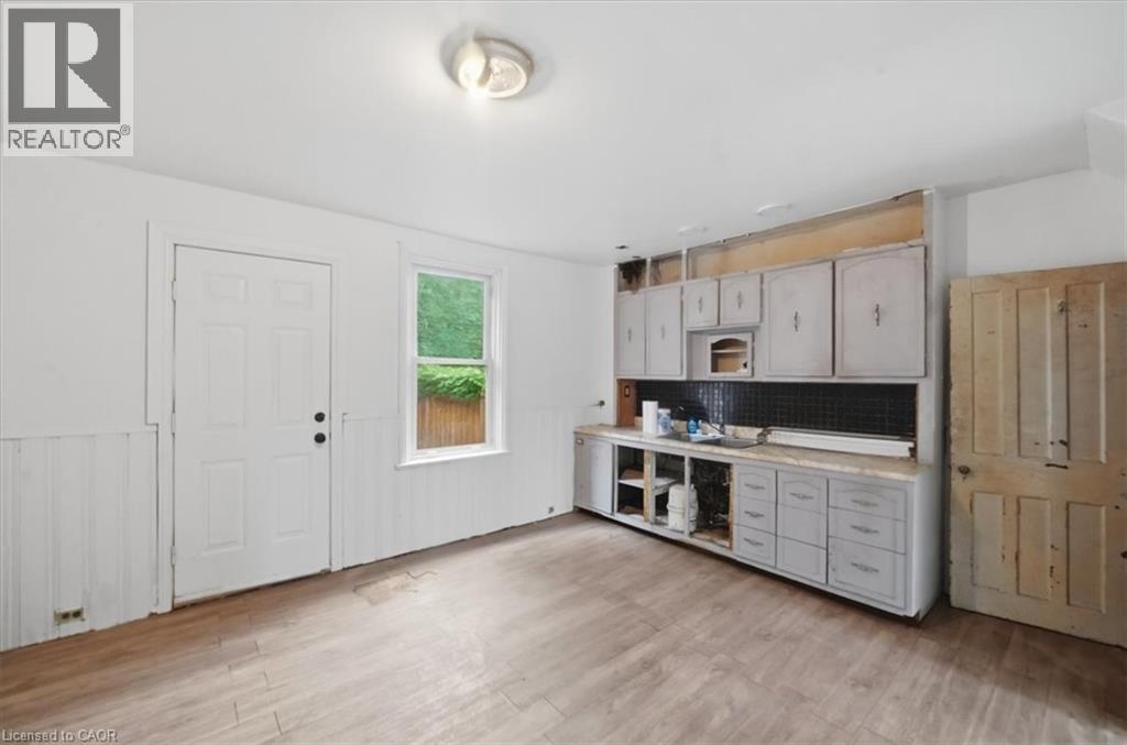 25 Albemarle Street, Hamilton, Ontario  L8L 7G5 - Photo 8 - 40842562