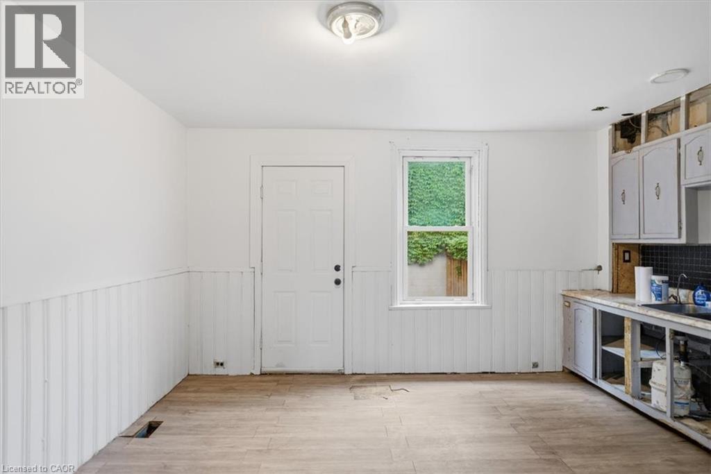 25 Albemarle Street, Hamilton, Ontario  L8L 7G5 - Photo 9 - 40842562