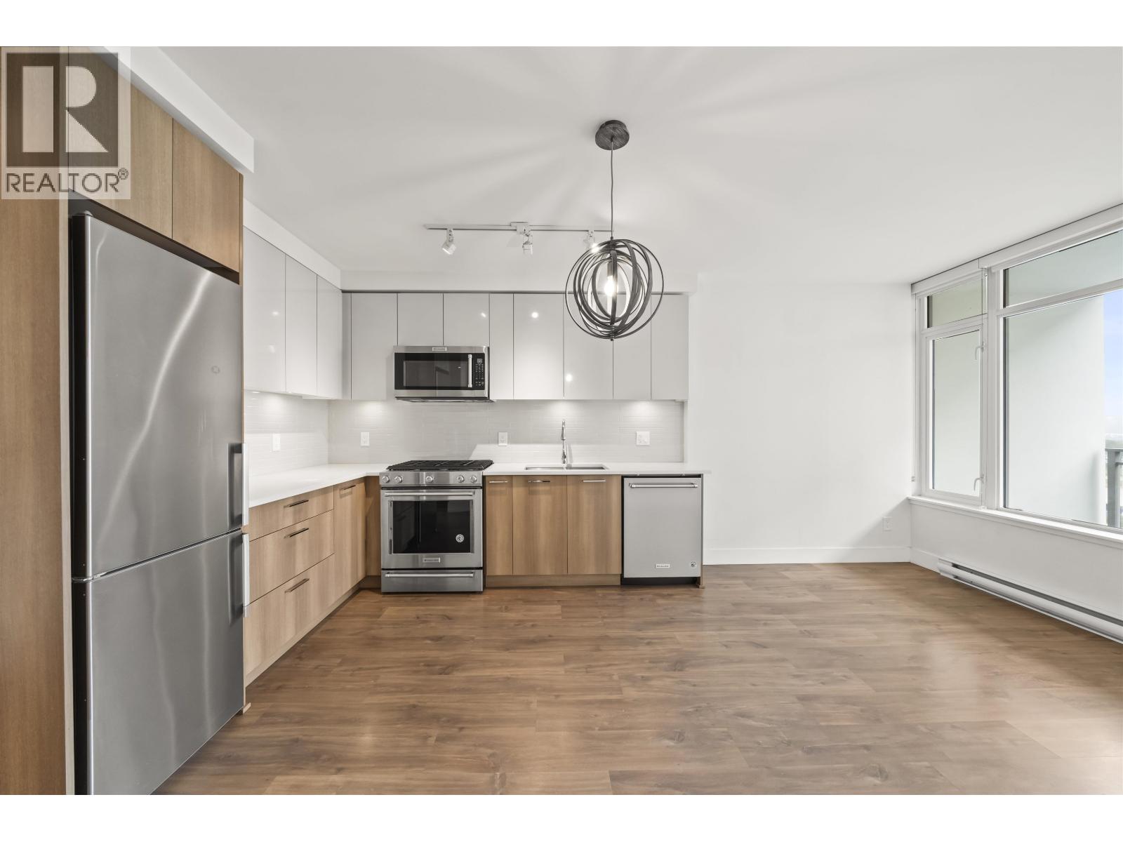 1301 258 NELSON'S COURT, new westminster, British Columbia