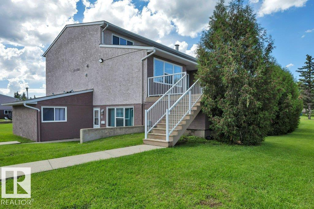 #17 13580 38 St NW, Edmonton, Alberta  T5A 2W7 - Photo 2 - E4497540