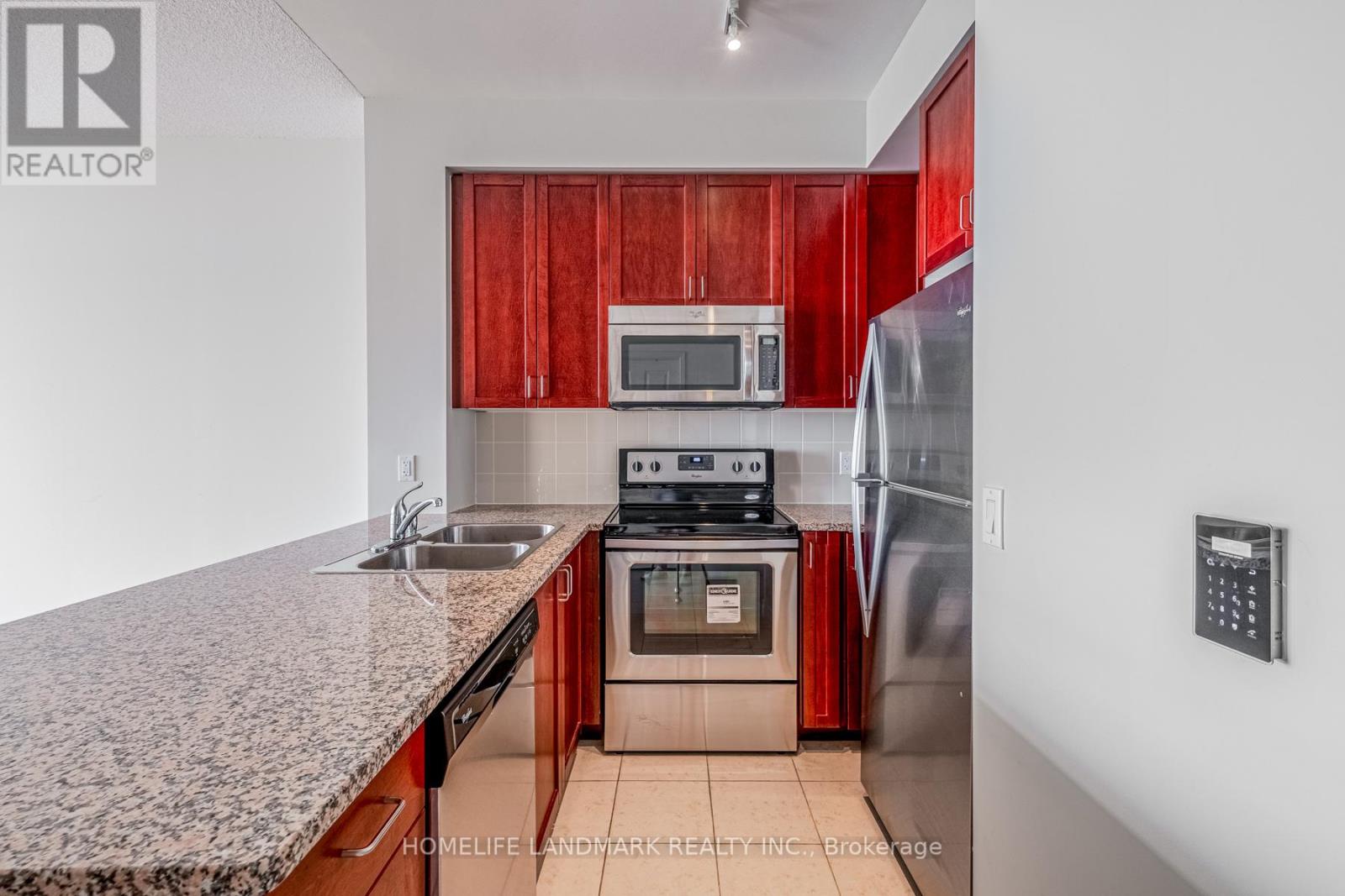 1712 - 339 Rathburn Road W, Mississauga, Ontario  L5B 0K6 - Photo 5 - W13535616