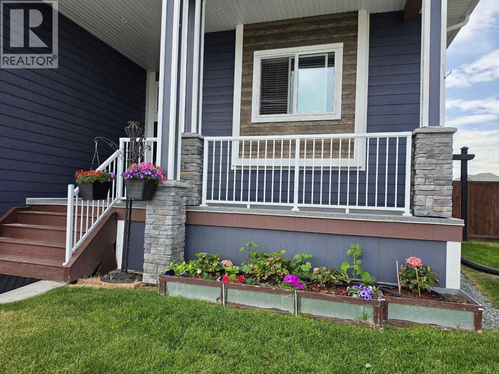 7118 Foxridge Court, Prince George, British Columbia  V2N 0H2 - Photo 4 - R3143785