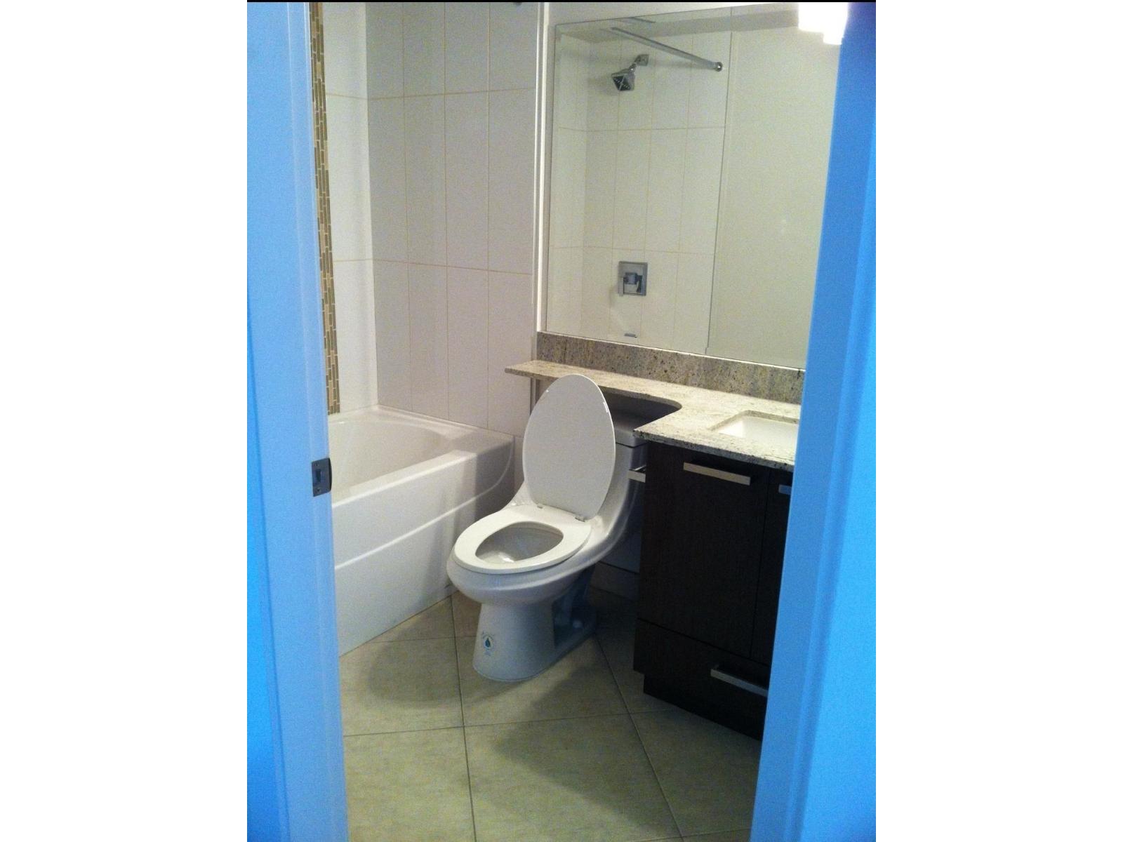 616 13883 Laurel Drive, Surrey, British Columbia  V3T 1A8 - Photo 2 - R3143682