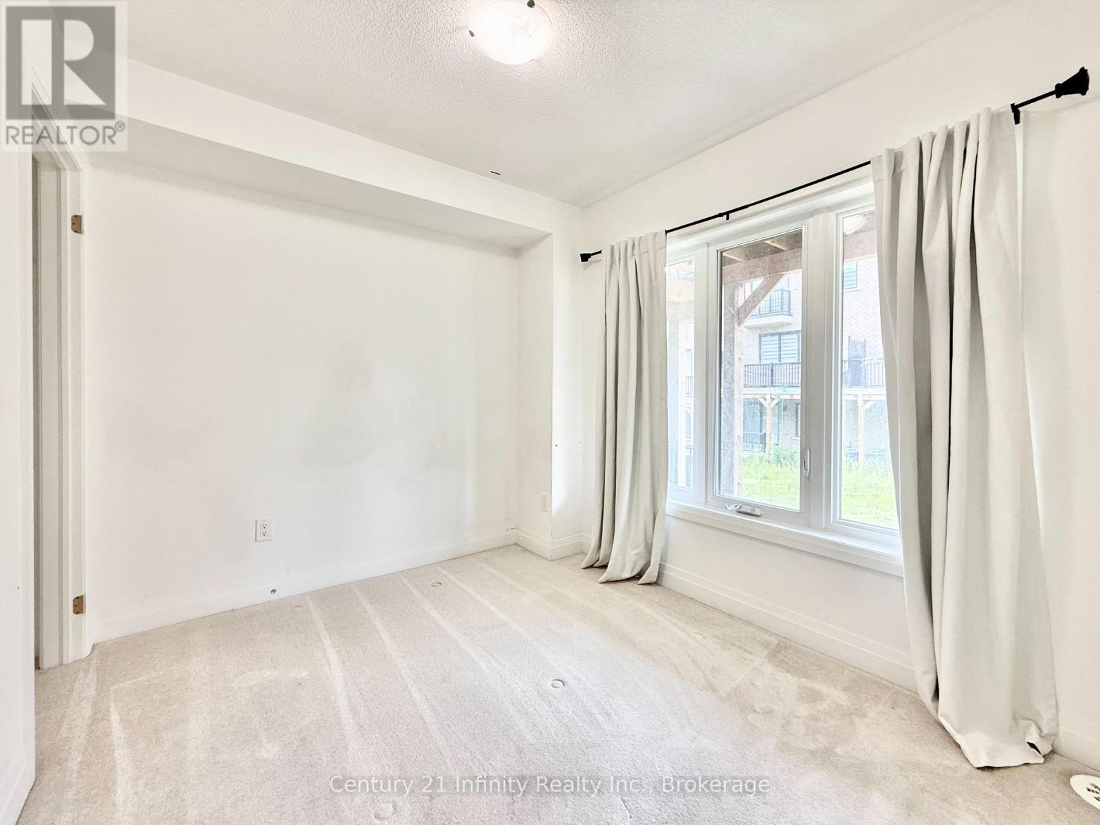 2 - 36 Elkington Crescent, Whitby, Ontario  L1P 0L7 - Photo 2 - E13535694