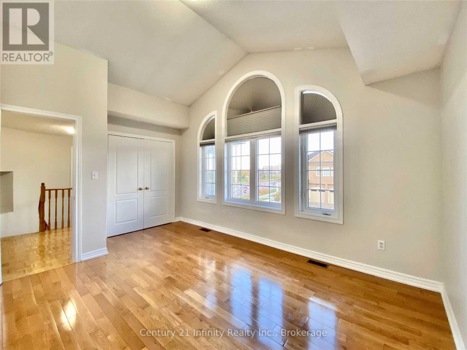 5688 Pegasus Street, Mississauga, Ontario  L5M 7G2 - Photo 13 - W13535696