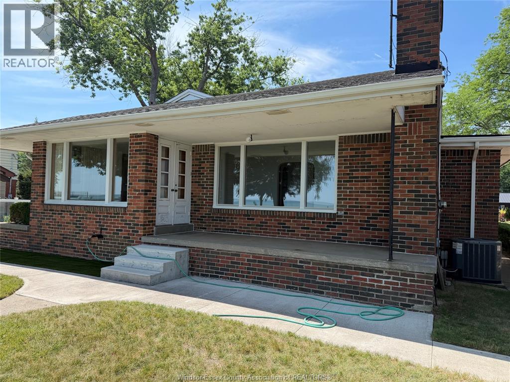 13942 Riverside Drive East, Tecumseh, Ontario  N8N 1B6 - Photo 16 - 26015921
