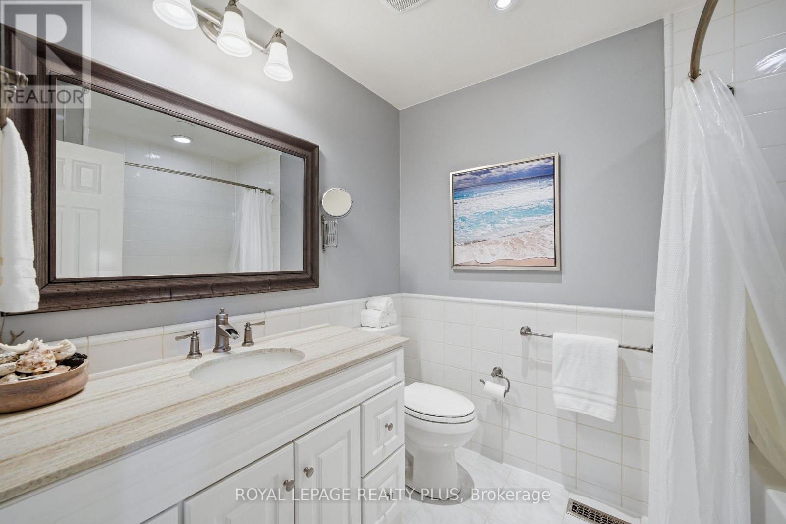 6 Merrydrew Court, Mississauga, Ontario  L5M 1W7 - Photo 23 - W13535670