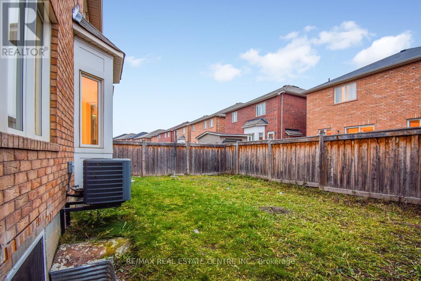112 Commodore Drive, Brampton, Ontario L6X 0S6 - Photo 43 - W13535686