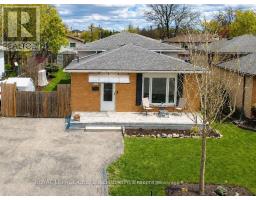 27 LAMBERT STREET, Hamilton, Ontario