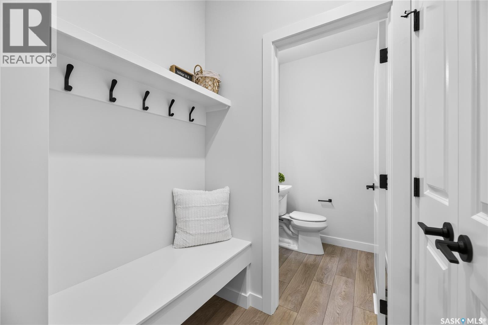 6 830 Brighton Boulevard, Saskatoon, Saskatchewan  S7V 2A8 - Photo 3 - SK041853