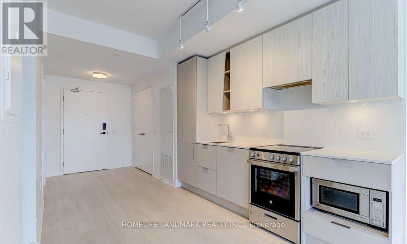 5612 - 3900 Confederation Parkway, Mississauga, Ontario  L5B 0M3 - Photo 10 - W13522366