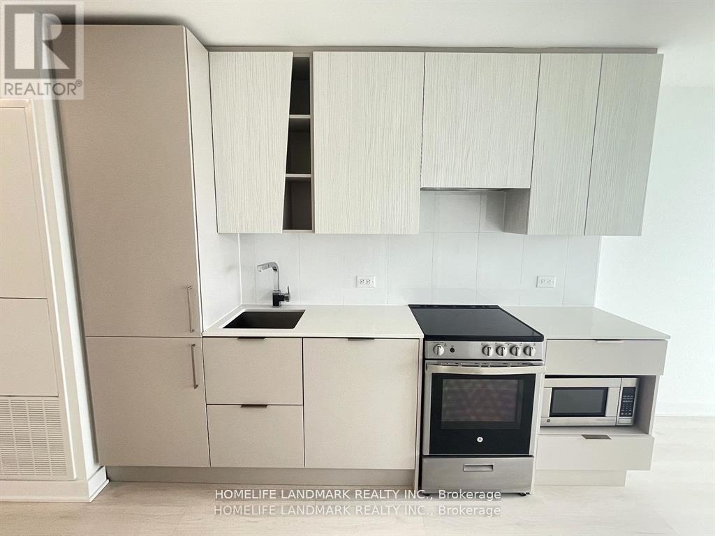 5612 - 3900 Confederation Parkway, Mississauga, Ontario  L5B 0M3 - Photo 8 - W13522366