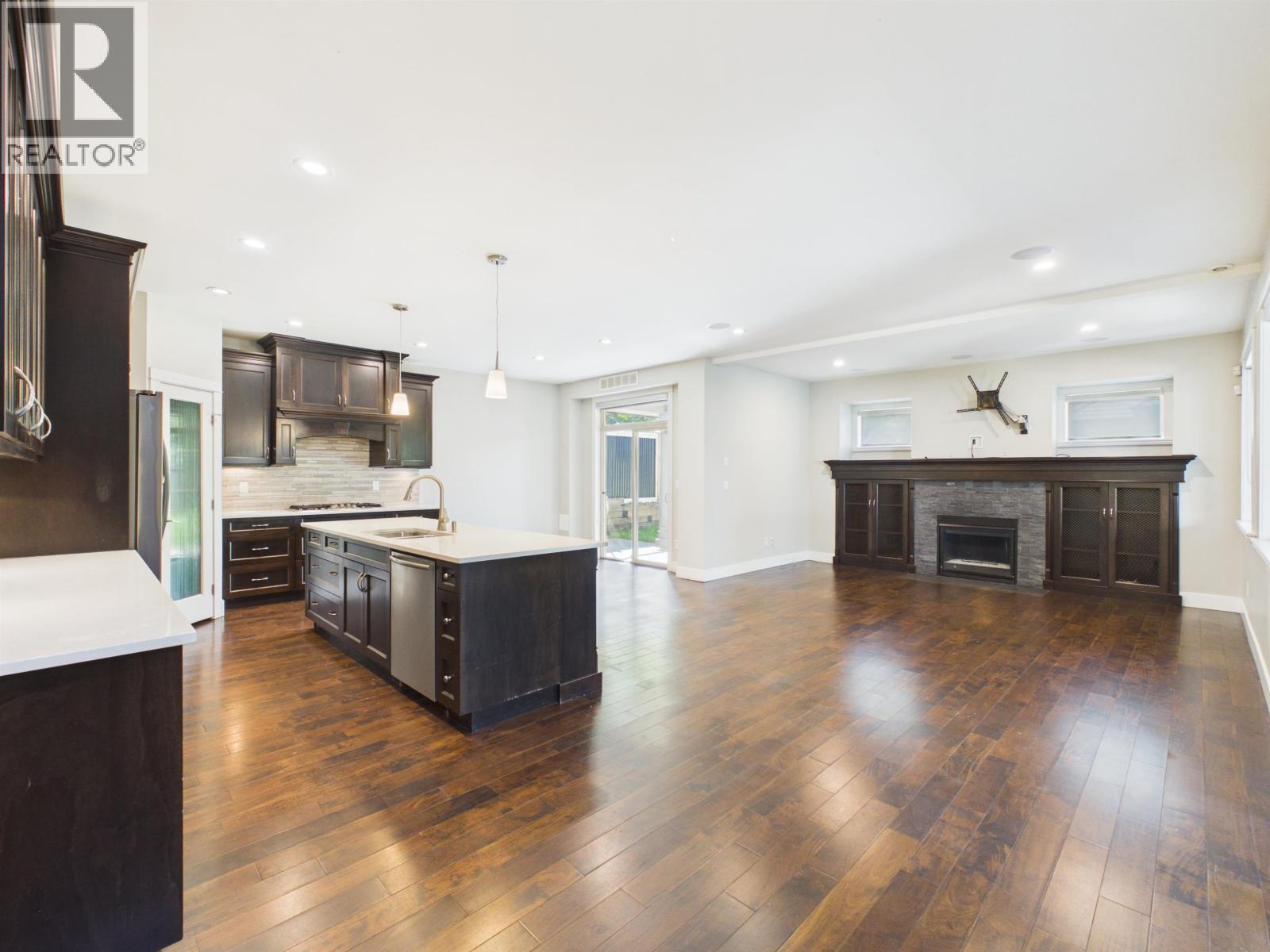 638 Austin Avenue, Coquitlam, British Columbia  V3K 3N1 - Photo 5 - R3141135