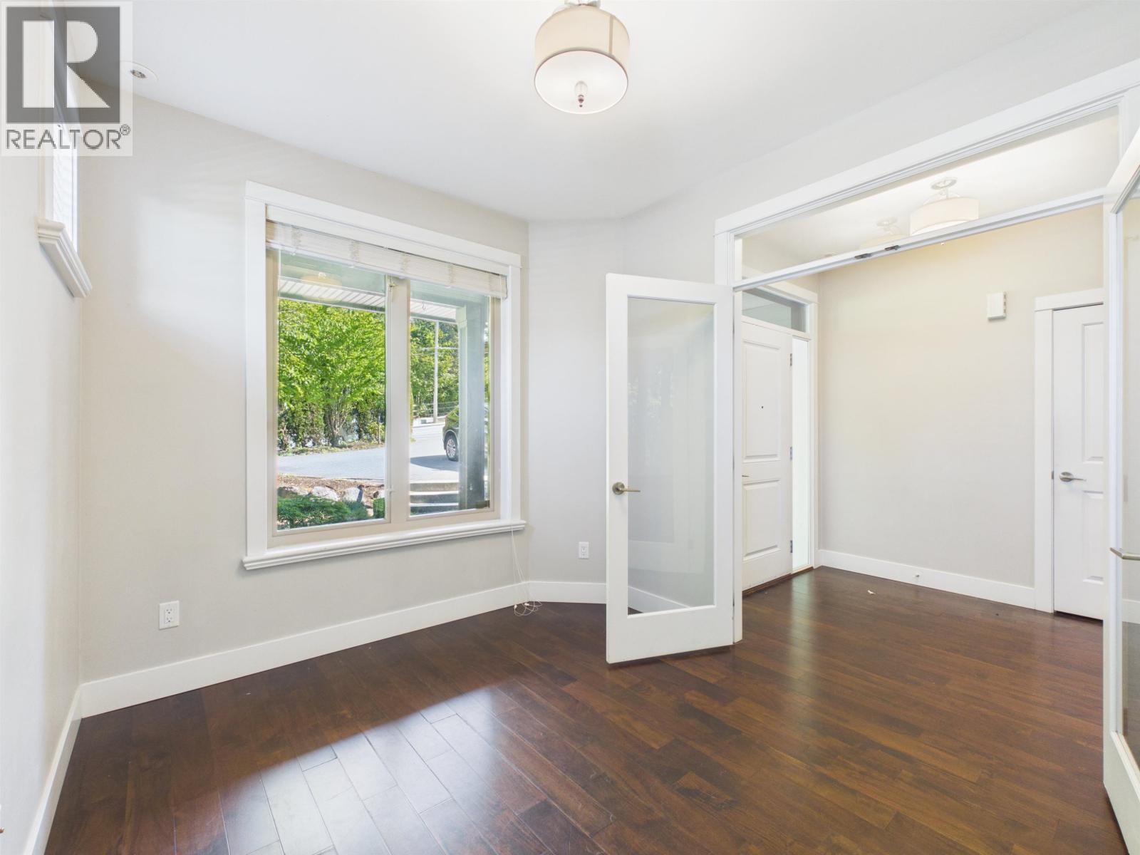 638 Austin Avenue, Coquitlam, British Columbia  V3K 3N1 - Photo 4 - R3141135