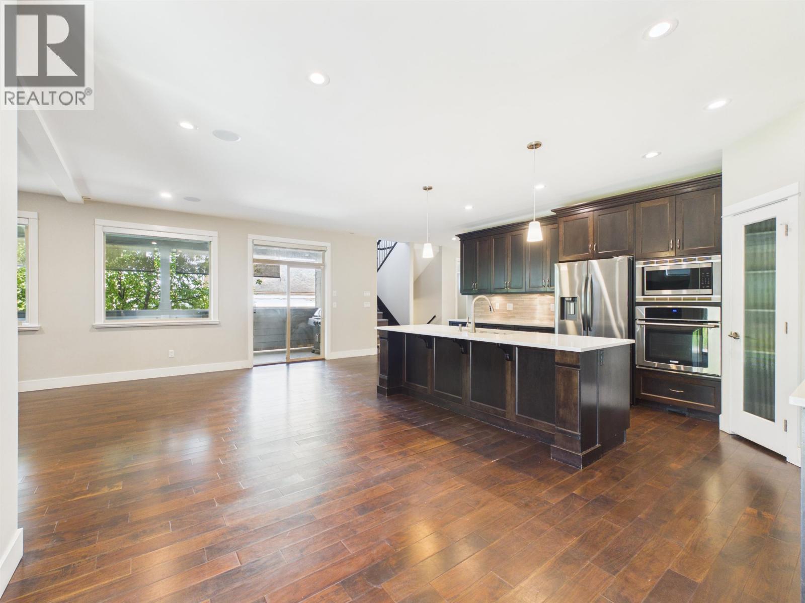 638 Austin Avenue, Coquitlam, British Columbia  V3K 3N1 - Photo 11 - R3141135