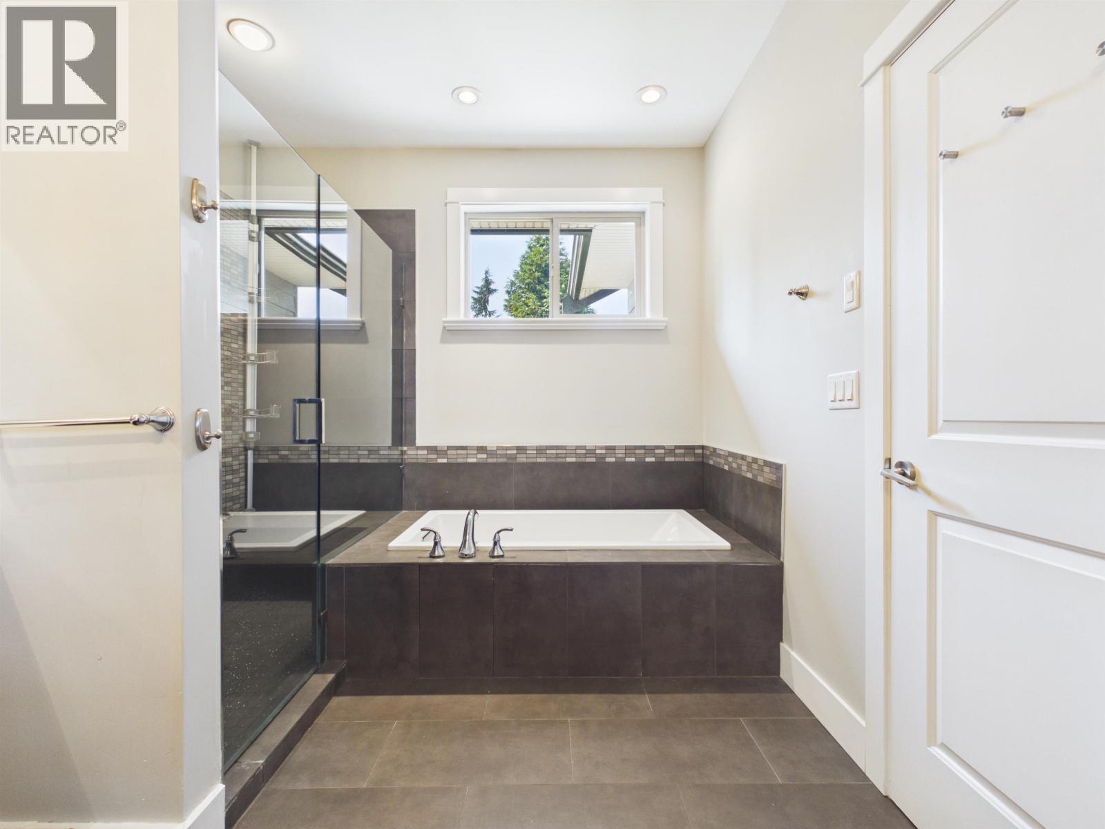 638 Austin Avenue, Coquitlam, British Columbia  V3K 3N1 - Photo 26 - R3141135