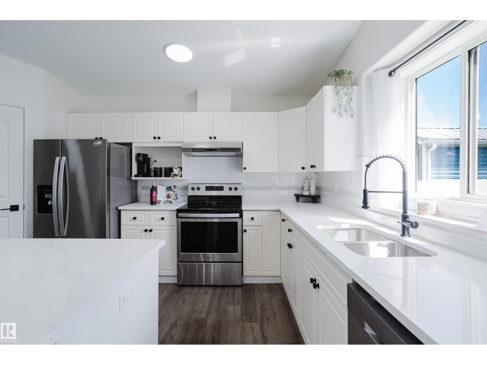 6741 162a Av NW, Edmonton, Alberta  T5Z 3C6 - Photo 14 - E4497545