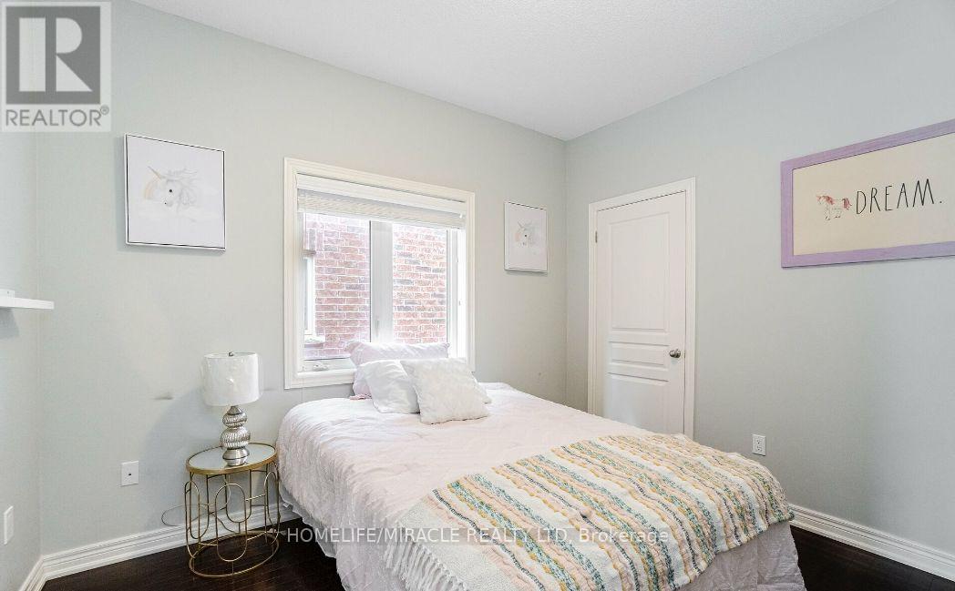 9 Humberstone Crescent, Brampton, Ontario  L7A 4C3 - Photo 17 - W13535700