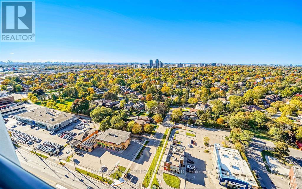 30 Samuel Wood Way, Toronto, Ontario  M9B 0C9 - Photo 5 - W13535718
