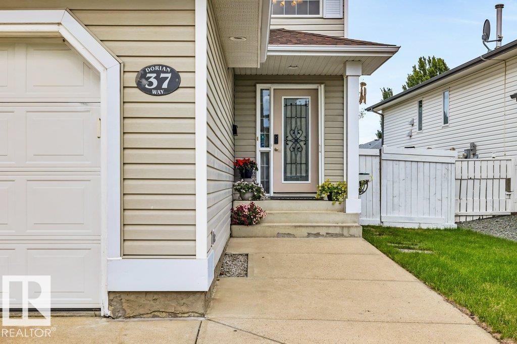37 Dorian Wy, Sherwood Park, Alberta  T8H 1Y2 - Photo 3 - E4497548