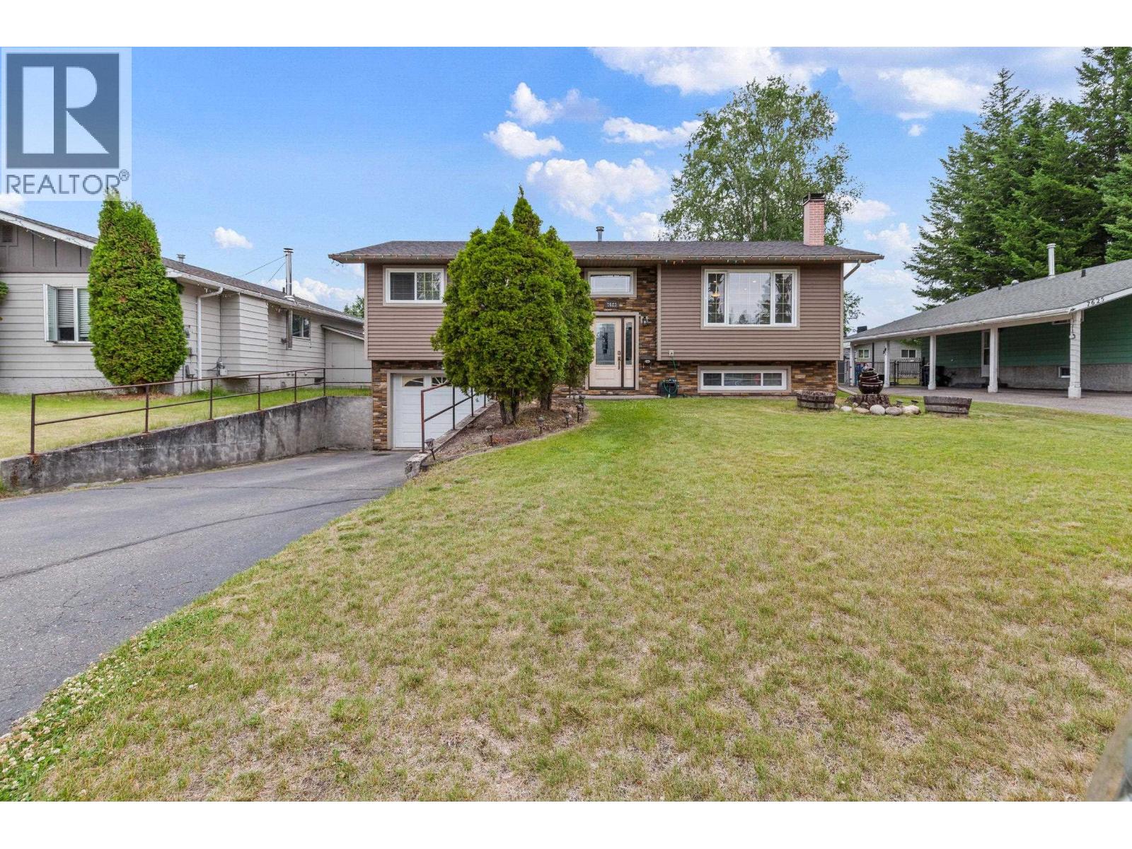 7623 MONCTON CRESCENT