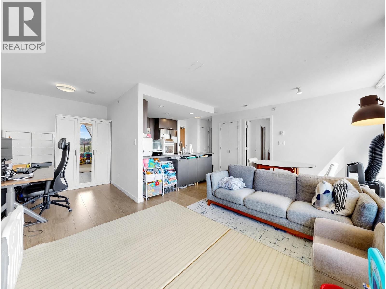 1802 2232 Douglas Road, Burnaby, British Columbia  V5C 0G9 - Photo 2 - R3143760