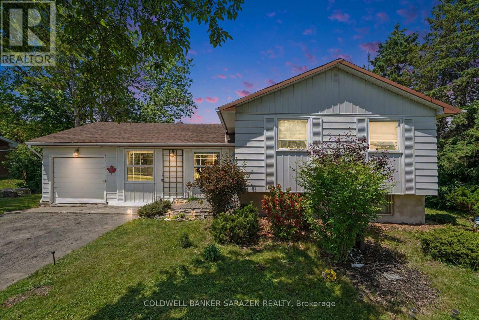 7865 LAWRENCE STREET, Ottawa, Ontario