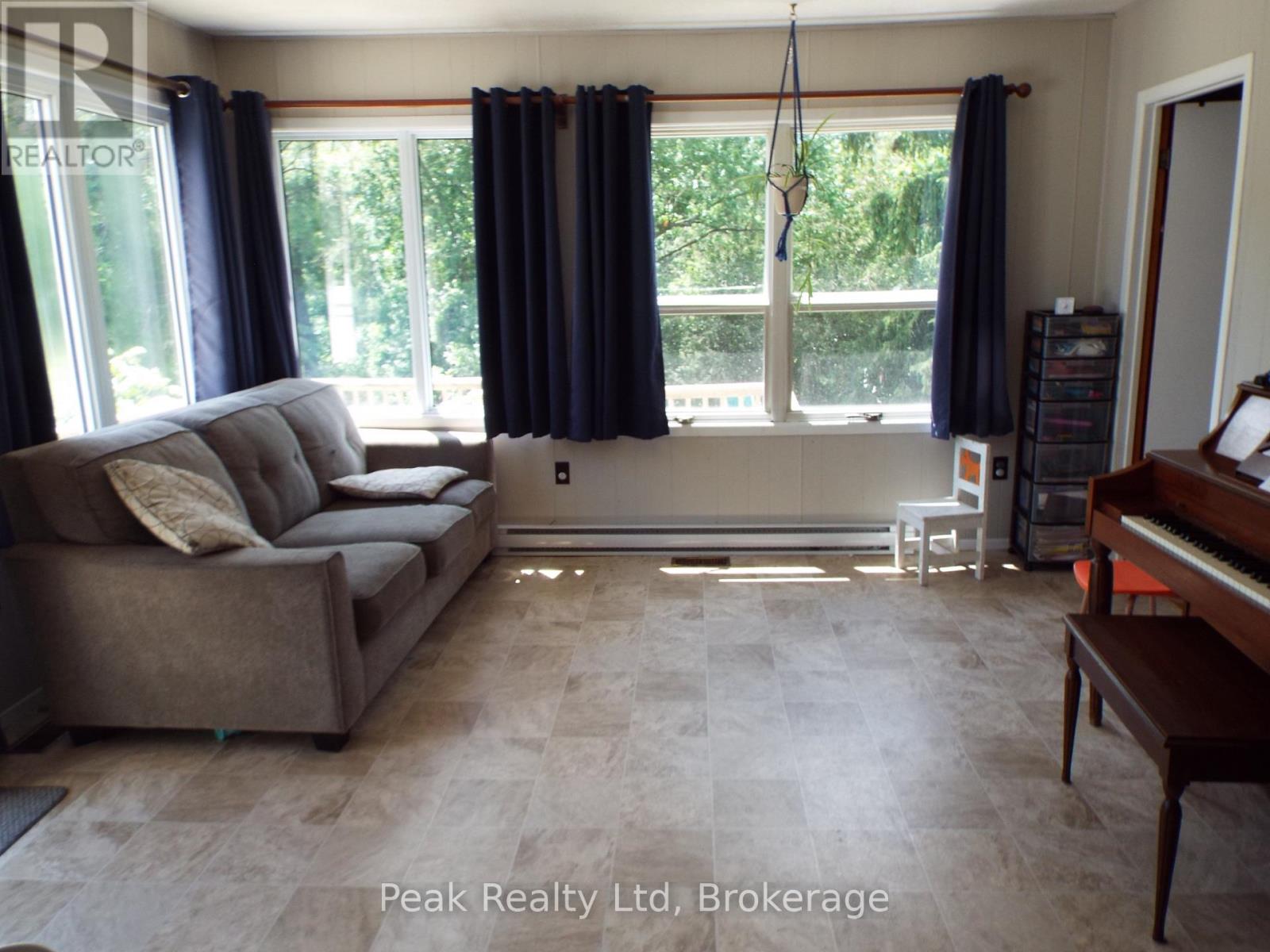 166 Diagonal Road, North Huron, Ontario  N0G 2W0 - Photo 16 - X13535792