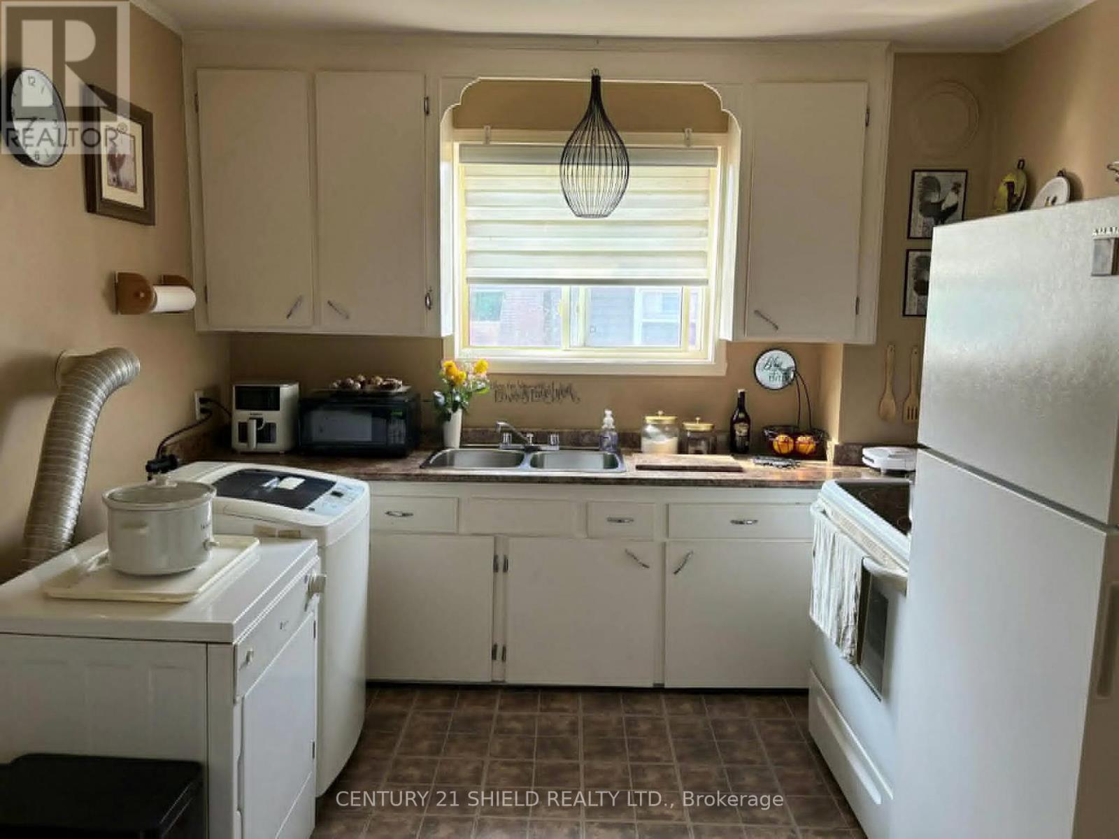 735 Sydney Street, Cornwall, Ontario  K6H 3J5 - Photo 4 - X13535784