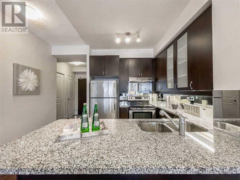 511 - 111 Upper Duke Crescent, Markham, Ontario  L6G 0C8 - Photo 10 - N13535738