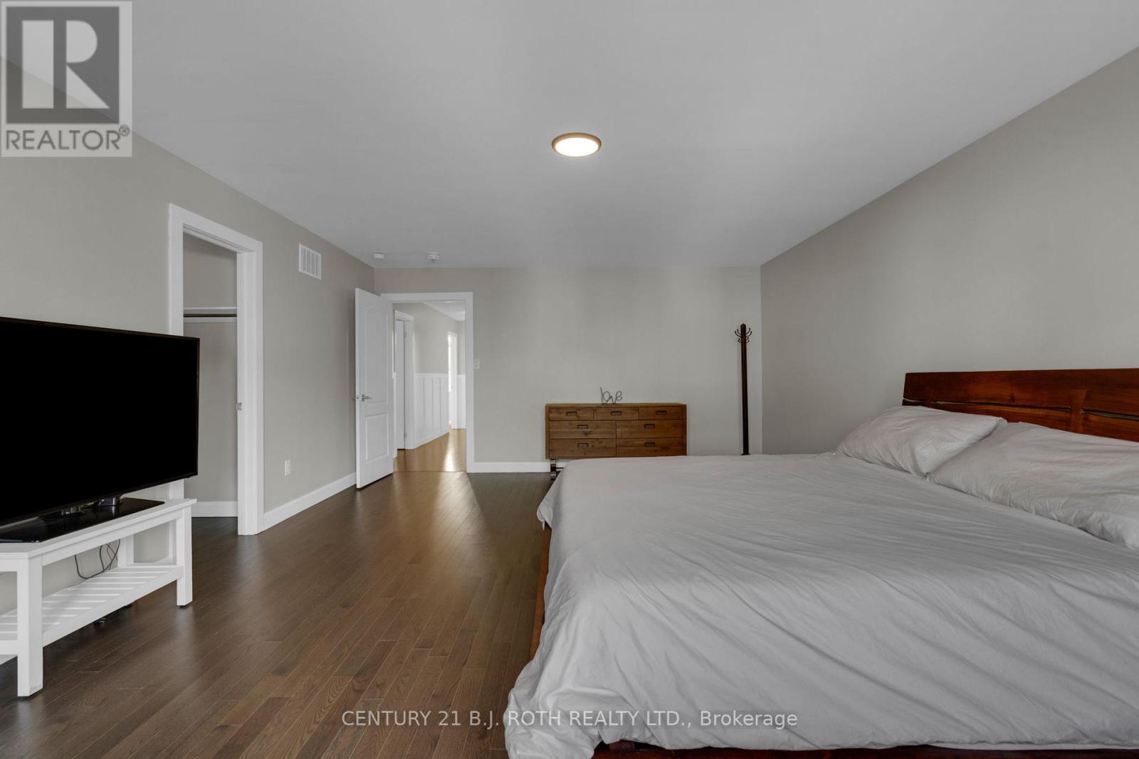 2048 Allison Street, Innisfil, Ontario  L9S 0K8 - Photo 15 - N13535778