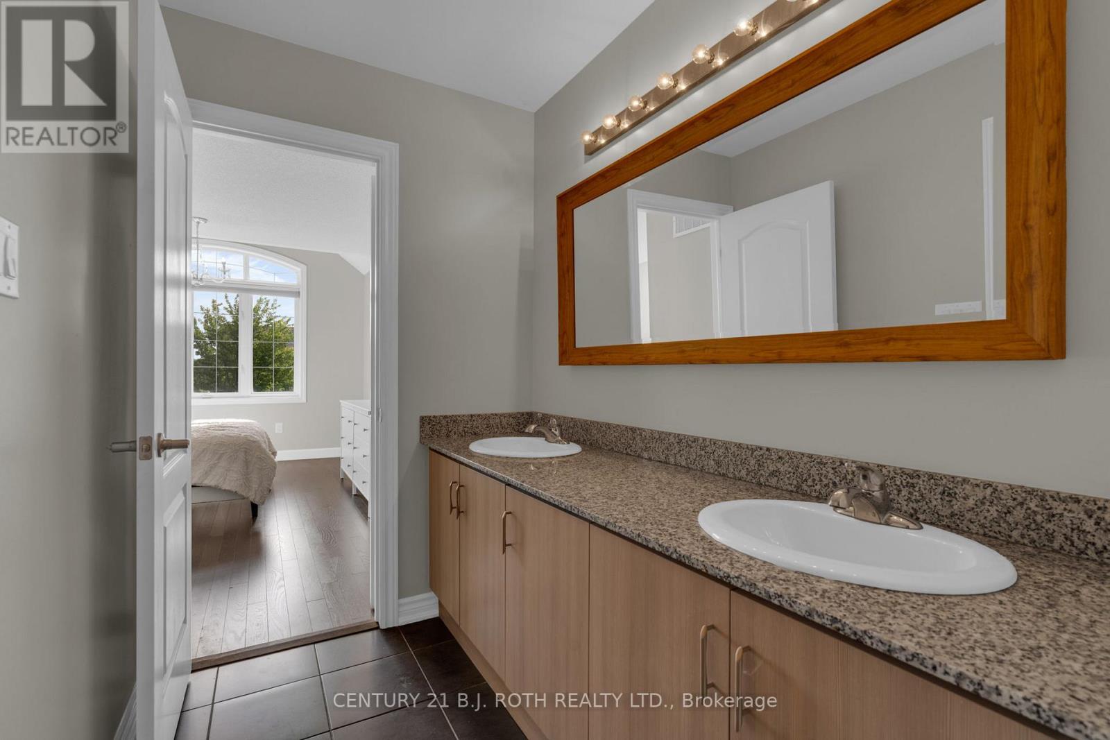 2048 Allison Street, Innisfil, Ontario  L9S 0K8 - Photo 20 - N13535778