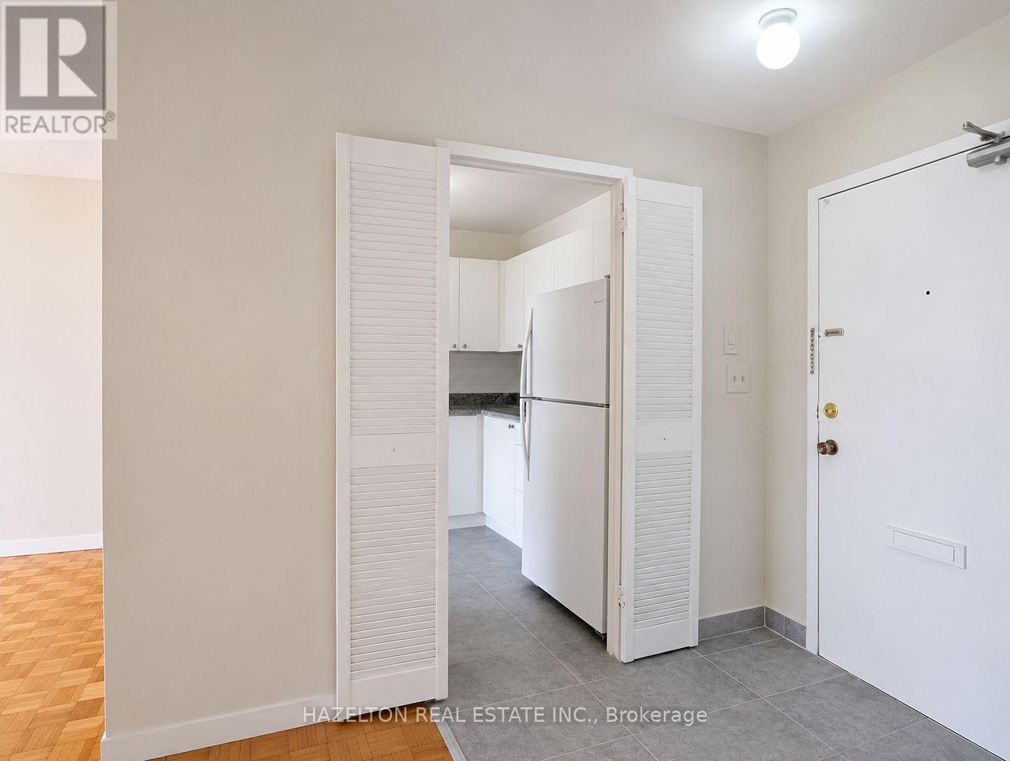 702 - 1665 Bloor Street E, Mississauga, Ontario  L4X 1S4 - Photo 4 - W13535758