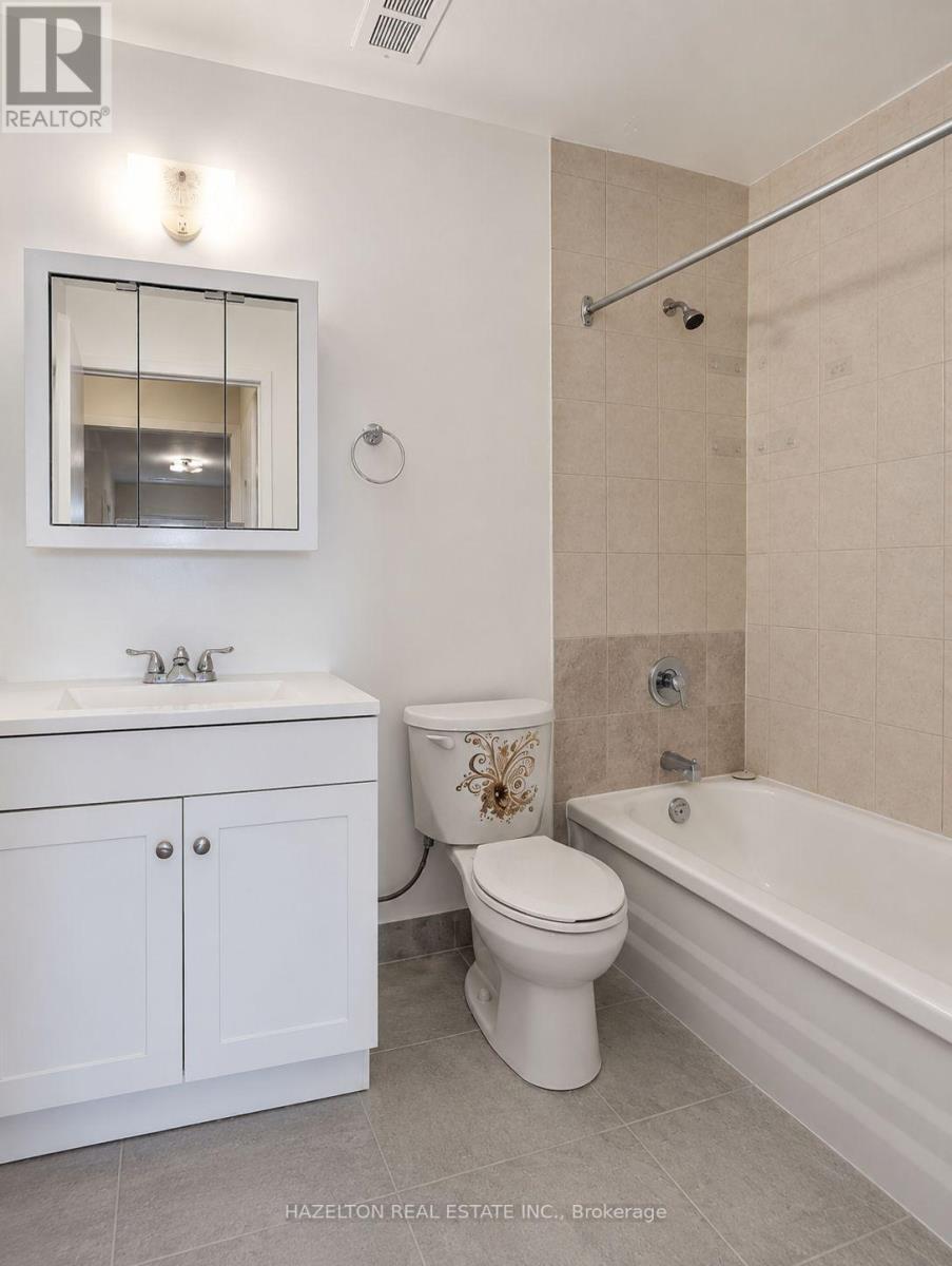 702 - 1665 Bloor Street E, Mississauga, Ontario  L4X 1S4 - Photo 8 - W13535758