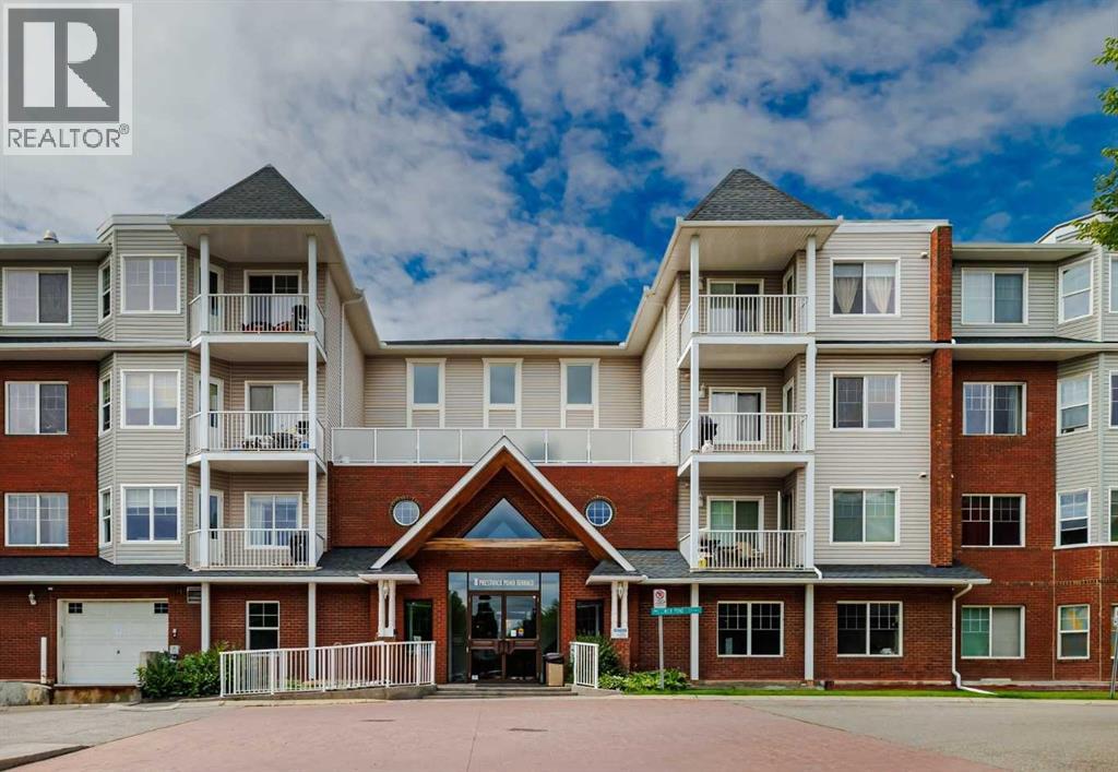 220, 8 Prestwick Pond Terrace SE, Calgary