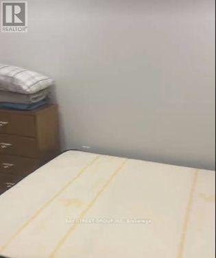 Upper1 - 3177 Colonial Drive, Mississauga, Ontario  L5L 5L3 - Photo 19 - W13526044