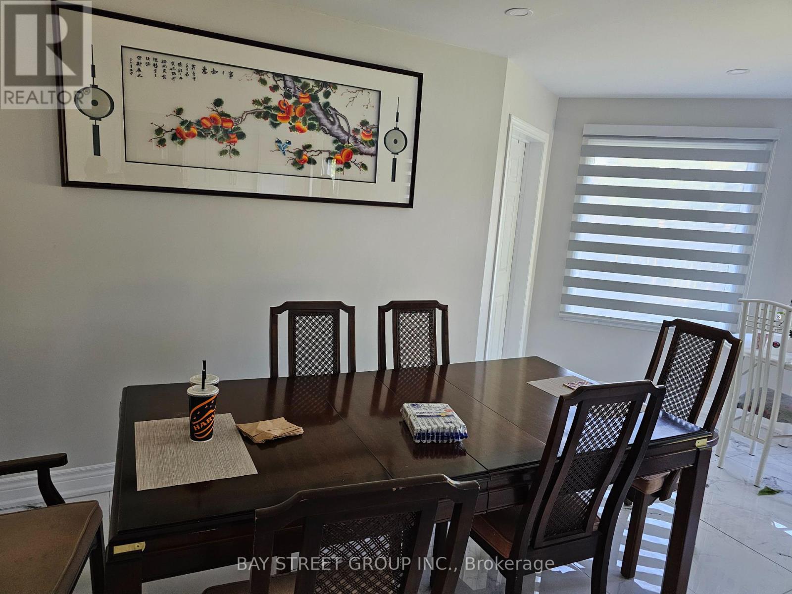Upper1 - 3177 Colonial Drive, Mississauga, Ontario  L5L 5L3 - Photo 12 - W13526044