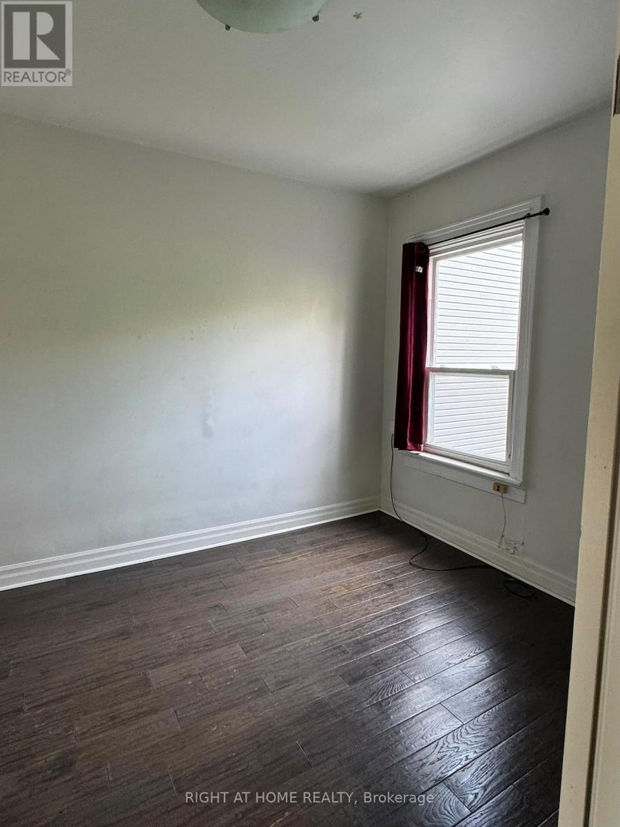 2 - 104 Bleecker Street, Toronto, Ontario  M4X 1L8 - Photo 11 - C13439644