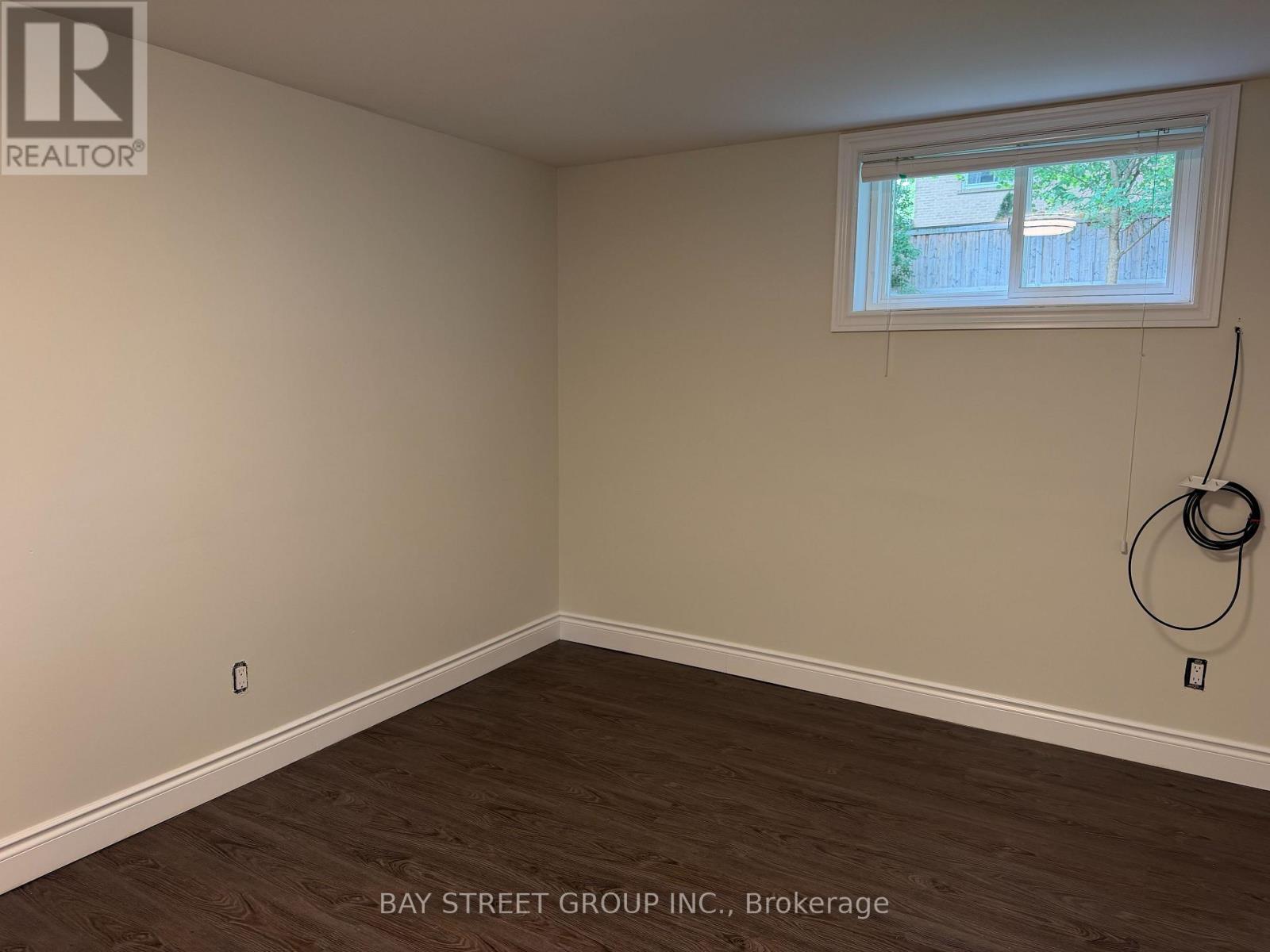 Lower 123 Searle Avenue, Toronto, Ontario  M3H 4B1 - Photo 4 - C13530488