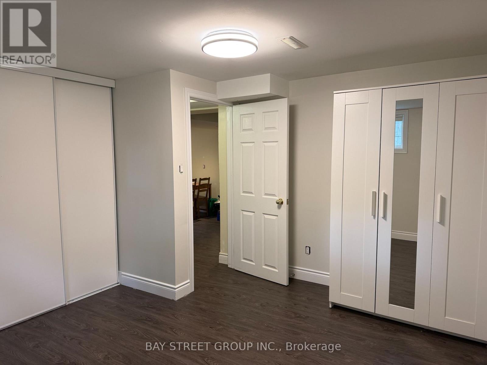Lower 123 Searle Avenue, Toronto, Ontario  M3H 4B1 - Photo 5 - C13530488